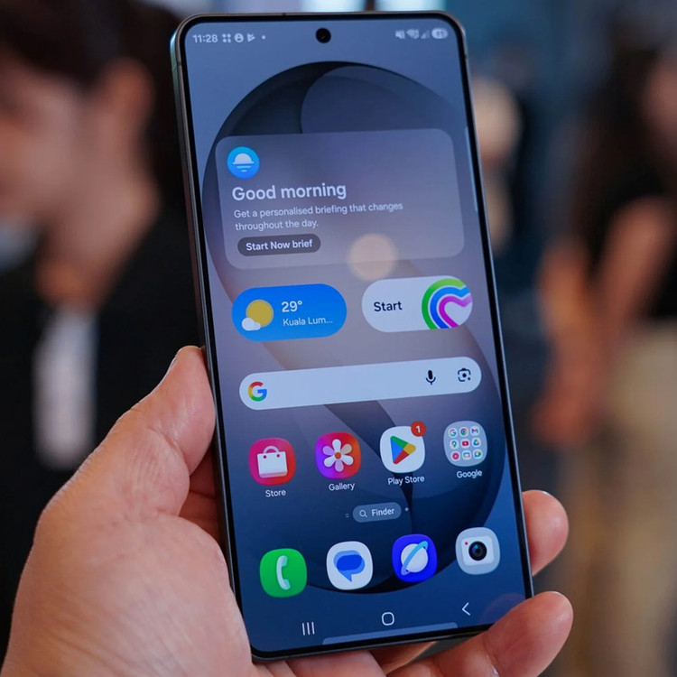 گوشی موبایل سامسونگ مدل Galaxy S26 Ultra دو سیمکارت ظرفیت 256 گیگابایت و رم 12 گیگابایت - ویتنام - به همراه شارژر 50 وات دو پورت سامسونگ