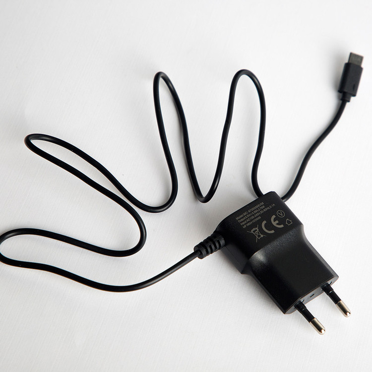 گوشی موبایل میدسل مدل M230 دو سیم کارت ظرفیت 32 مگابایت و رم 32 مگابایت - به همراه هدیه سیمکارت آرین تل با 230 دقیقه مکالمه و 230 عدد پیامک رایگان