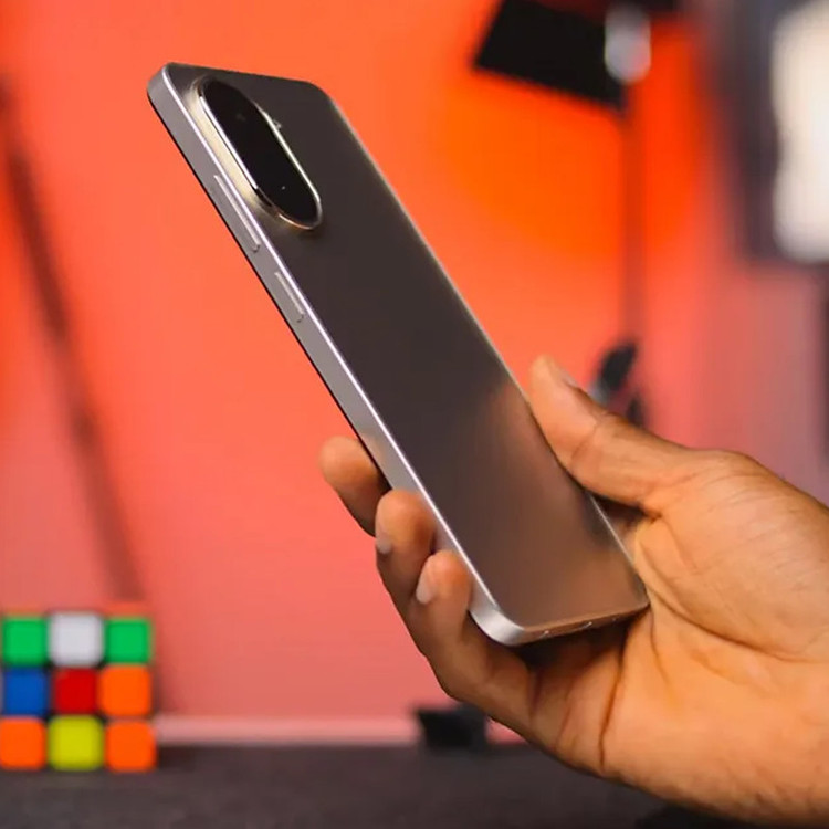 گوشی موبایل شیائومی مدل Redmi A5 دو سیم کارت ظرفیت 128 گیگابایت و رم 4 گیگابایت - نسخه به همراه شارژر - به همراه 2 عدد کاور و 2 عدد محافظ صفحه نمایش