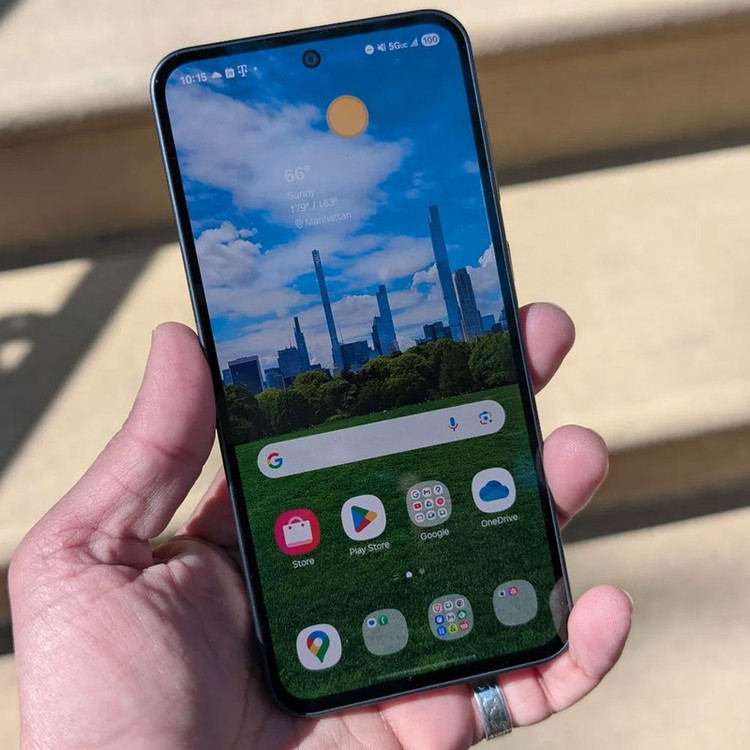 گوشی موبایل سامسونگ مدل Galaxy A36 دو سیم کارت ظرفیت 256 گیگابایت و رم 8 گیگابایت - ویتنام - به همراه شارژر 45 وات سامسونگ، 2 عدد قاب و 1 عدد محافظ صفحه نمایش