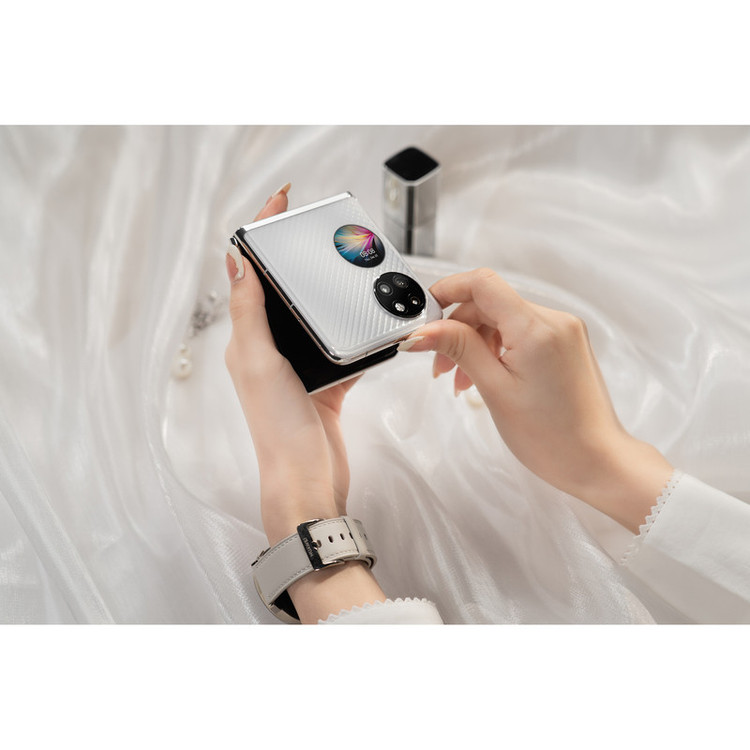 گوشی موبایل هوآوی مدل P50 Pocket دو سیم کارت ظرفیت 256 گیگابایت و رم 8 گیگابایت
